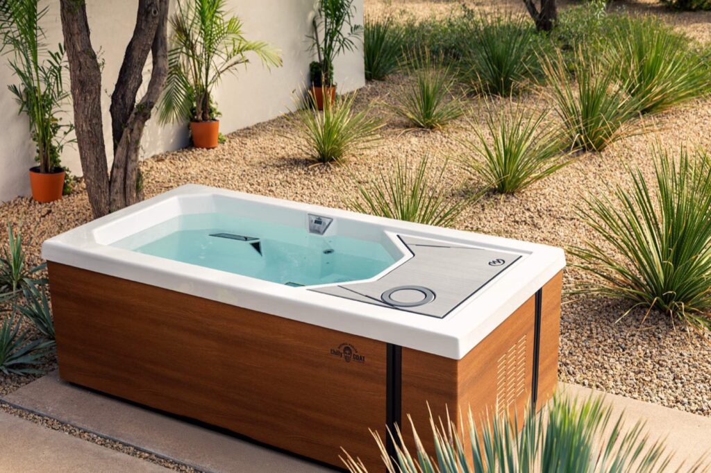 Chilly GOAT Alpine cold tub, feature detail