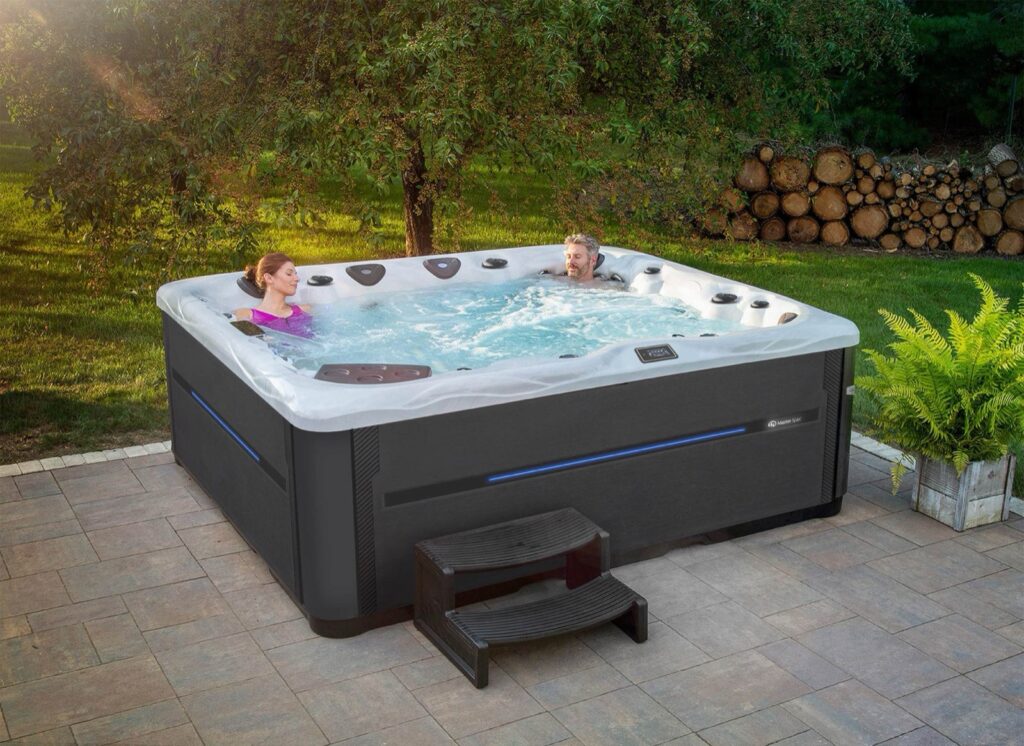 Michael Phelps Legend Series LSX 900 hot tub, lounge seat