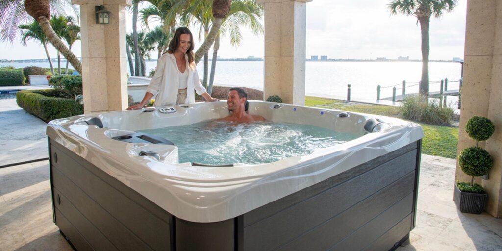Clarity Precision 7 hot tub, photo 1