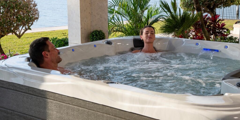Clarity Precision 7 hot tub, photo 2