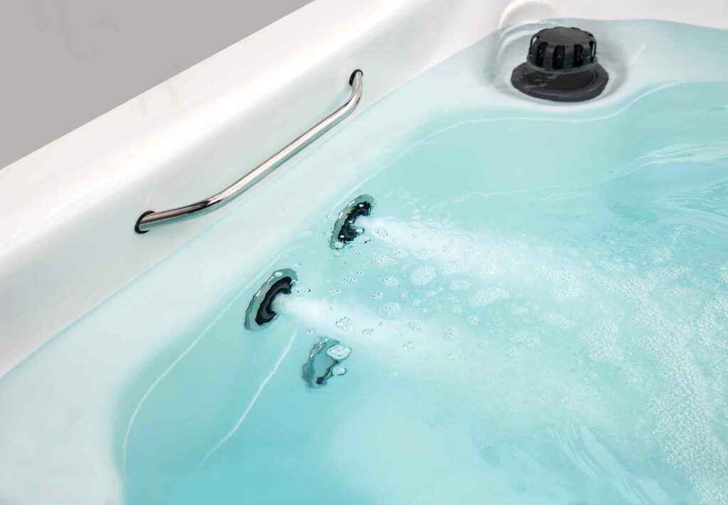 H2X Therapool 13 swim spa, feature detail