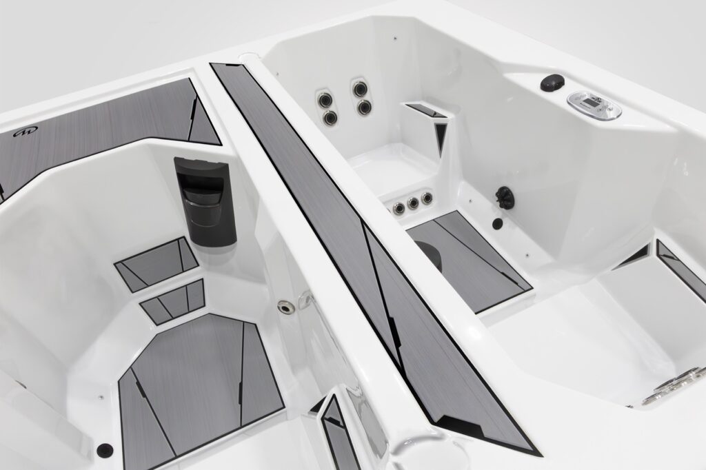 Chilly GOAT Valaris cold tub, feature detail